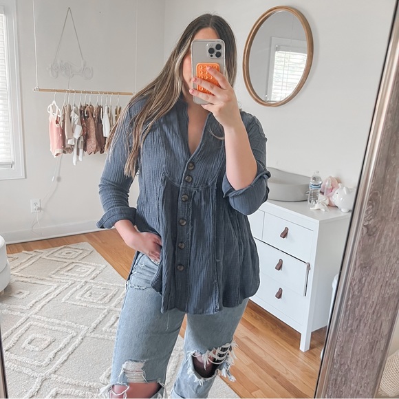 Free People Tops - Free people blue button top